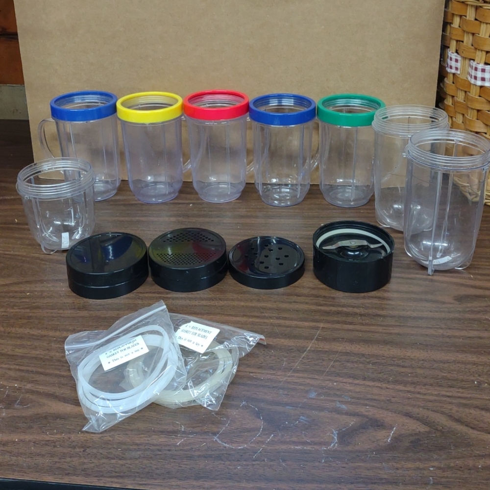 *Lot 22 Magic Bullet Replacements Mug Cups Lip Rings, Shaker Top, Gaskets